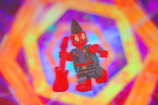 (1/25) “Rebellious Arachnid” - UV-Printed Figure